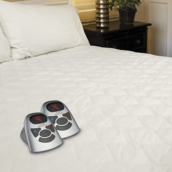 Biddeford Quilted Electric Heated Mattress Pad with 2 Digital Controllers King - Picture 2 of 3